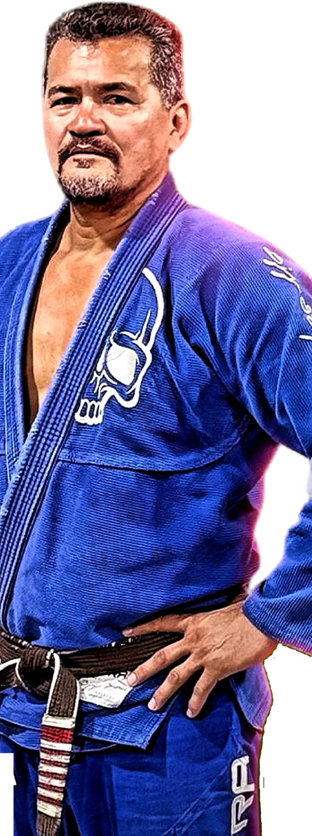 Mestre Rivelino Souza de kimono azul e faixa preta